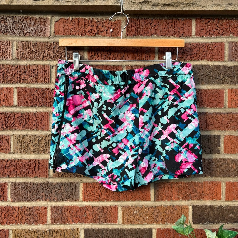 Fabletics Green Pink and Black Floral Athletic Shorts - Picture 1 of 3